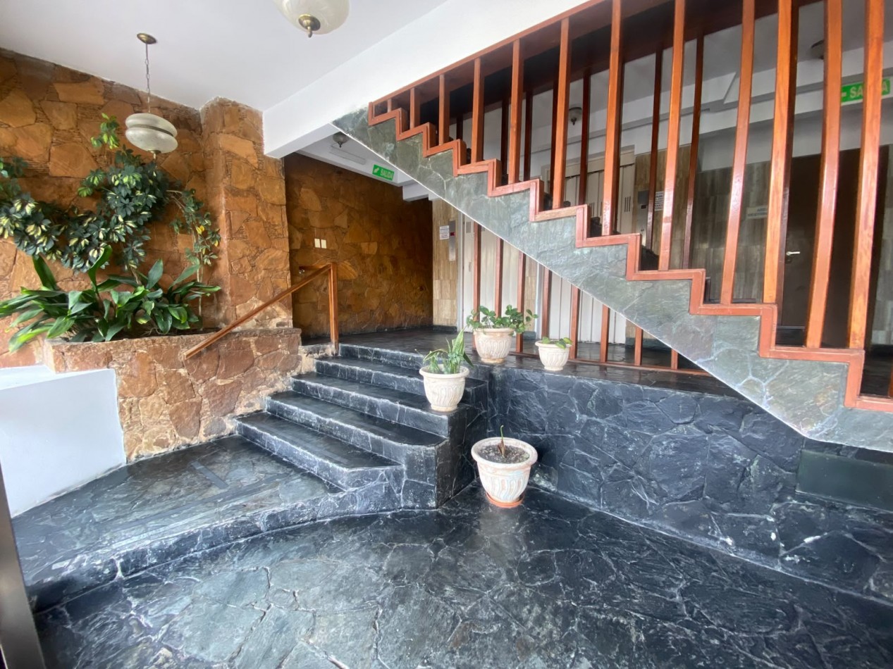 DEPARTAMENTO EN VENTA EN SANTA TERESITA, 3 AMBIENTES CON COCHERA , CERCA DEL MAR
