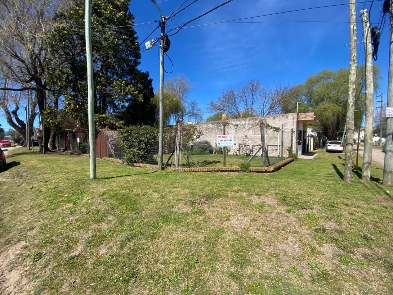 CASA EN VENTA EN SANTA TERESITA, CON AMPLIO PARQUE Y GRAN QUINCHO CON PARRILLA