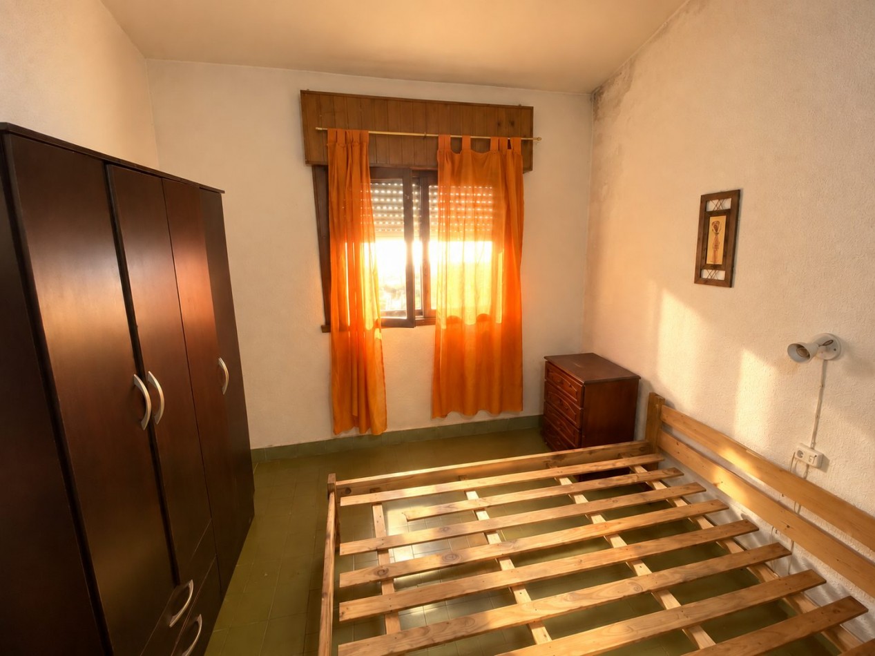 CASA EN VENTA EN SANTA TERESITA, CON AMPLIO PARQUE Y GRAN QUINCHO CON PARRILLA