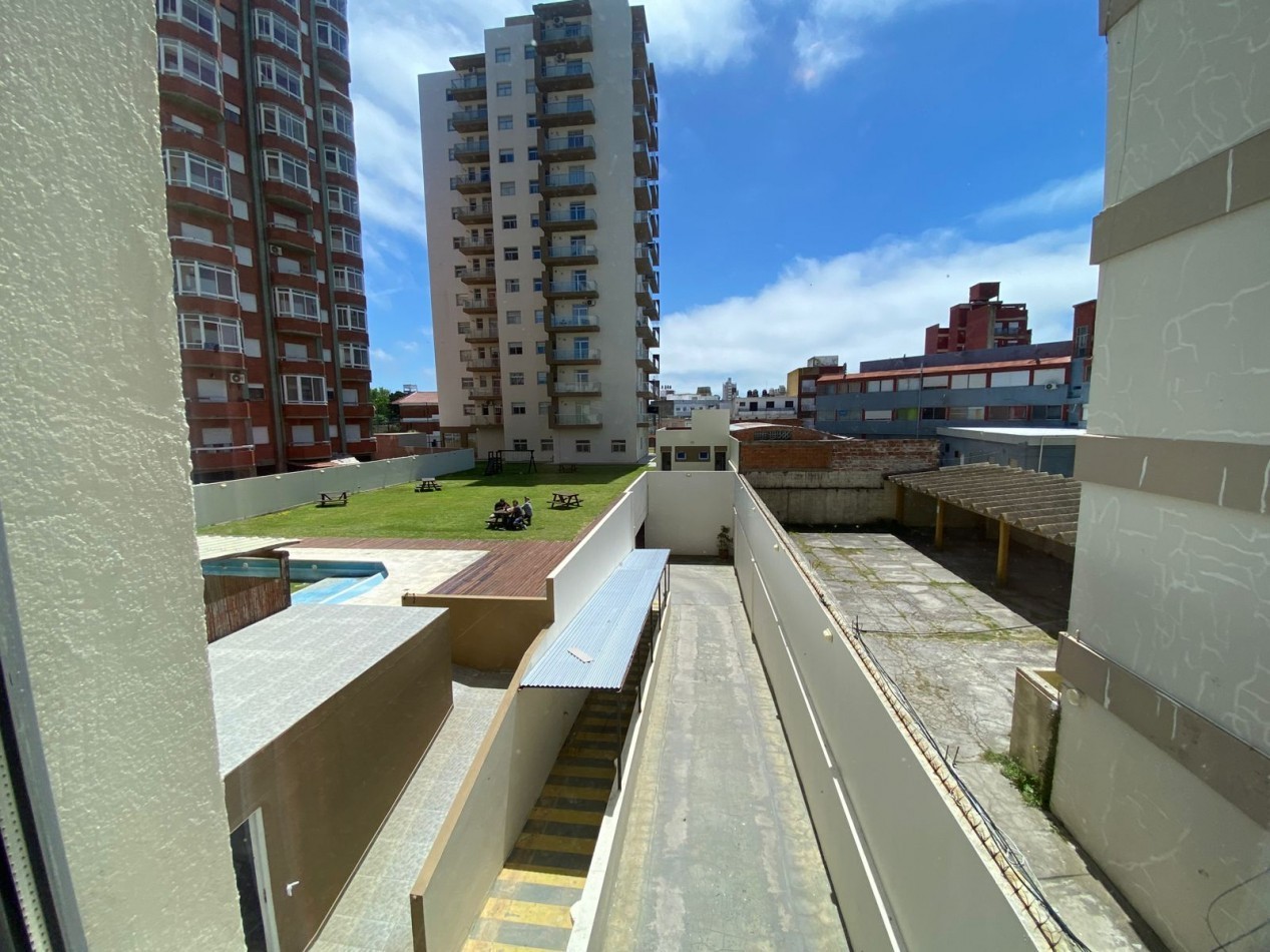 ALQUILER ANUAL EN SANTA TERESITA, DEPARTAMENTO CON GAS NATURAL, CERCA DEL MAR