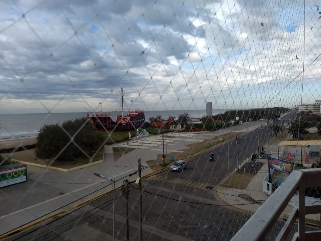 VENTA EN LA COSTA DPTO FRENTE AL MAR 2 AMB+ DORMIS C/GAS NATURAL