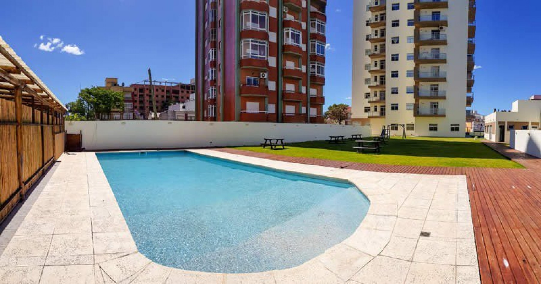 OPORTUNIDAD, REGIO DEPTO, C/ PISCINA A METROS DE LA PLAYA