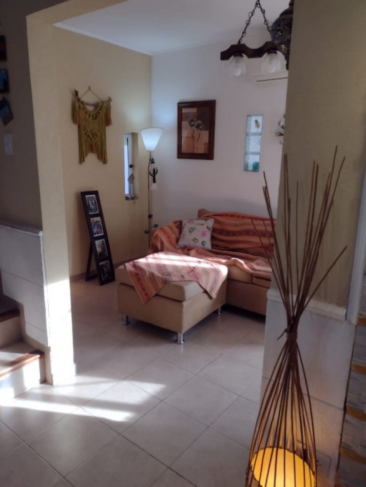 EXCLUSIVO DUPLEX 4 AMBIENTES, 2 BAÑOS + VESTIDOR + QUINCHO