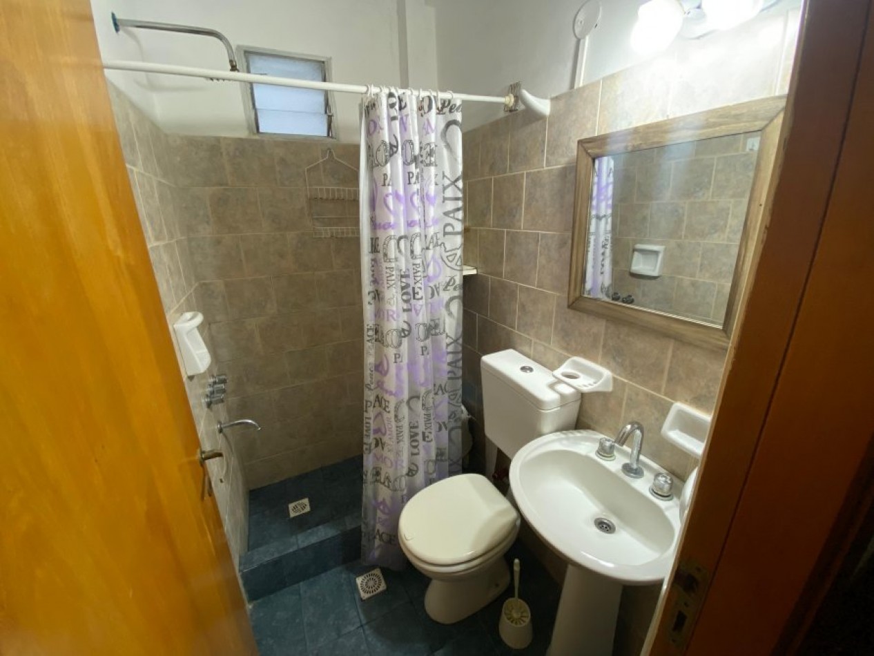 VENTA EN SANTA TERESITA, DEPARTAMENTO 2 AMBIENTES CERCA DEL MAR