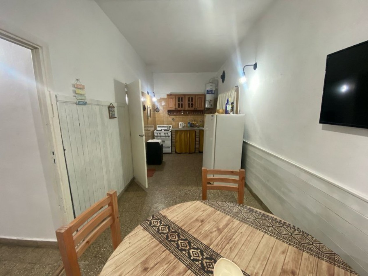 CASA EN VENTA S/LOTE 15X40 MAS DPTO 2 AMBIENTES