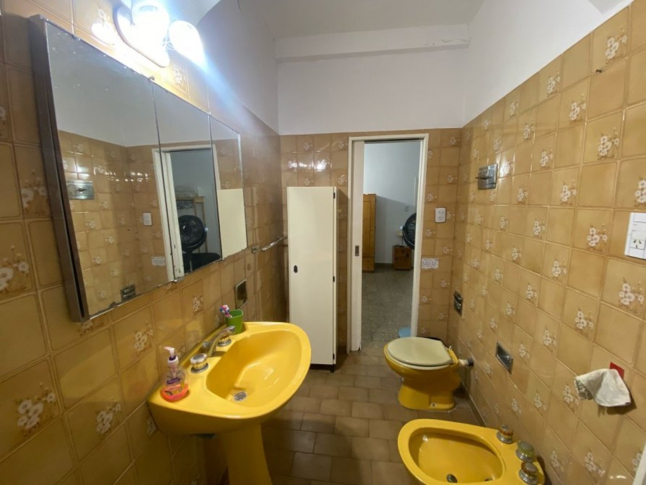 CASA EN VENTA S/LOTE 15X40 MAS DPTO 2 AMBIENTES