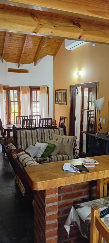 HERMOSO CHALET EN NUEVA ATLANTIS