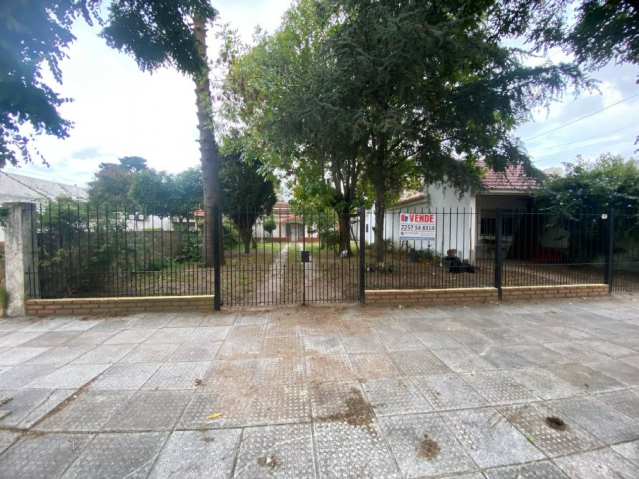 CASA EN VENTA S/LOTE 15X40 MAS DPTO 2 AMBIENTES