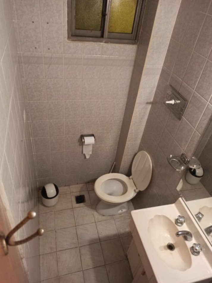 VENTA EN SANTA TERESITA, CASA 4 AMB. GAS NATURAL, ZONA RESIDENCIAL