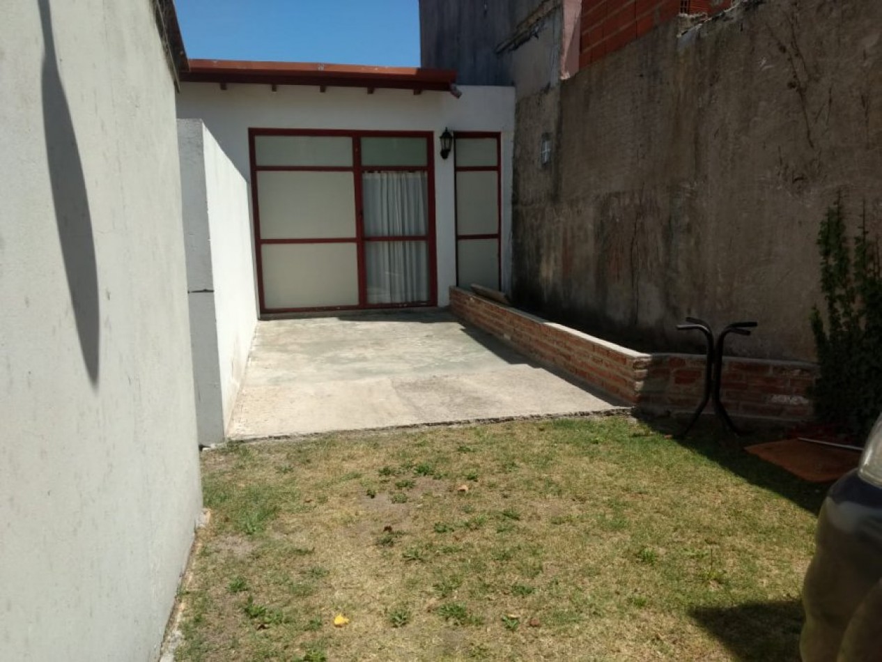 REGIA CASA 2 AMB + LOFT IMPECABLE C/ GAS NATURAL