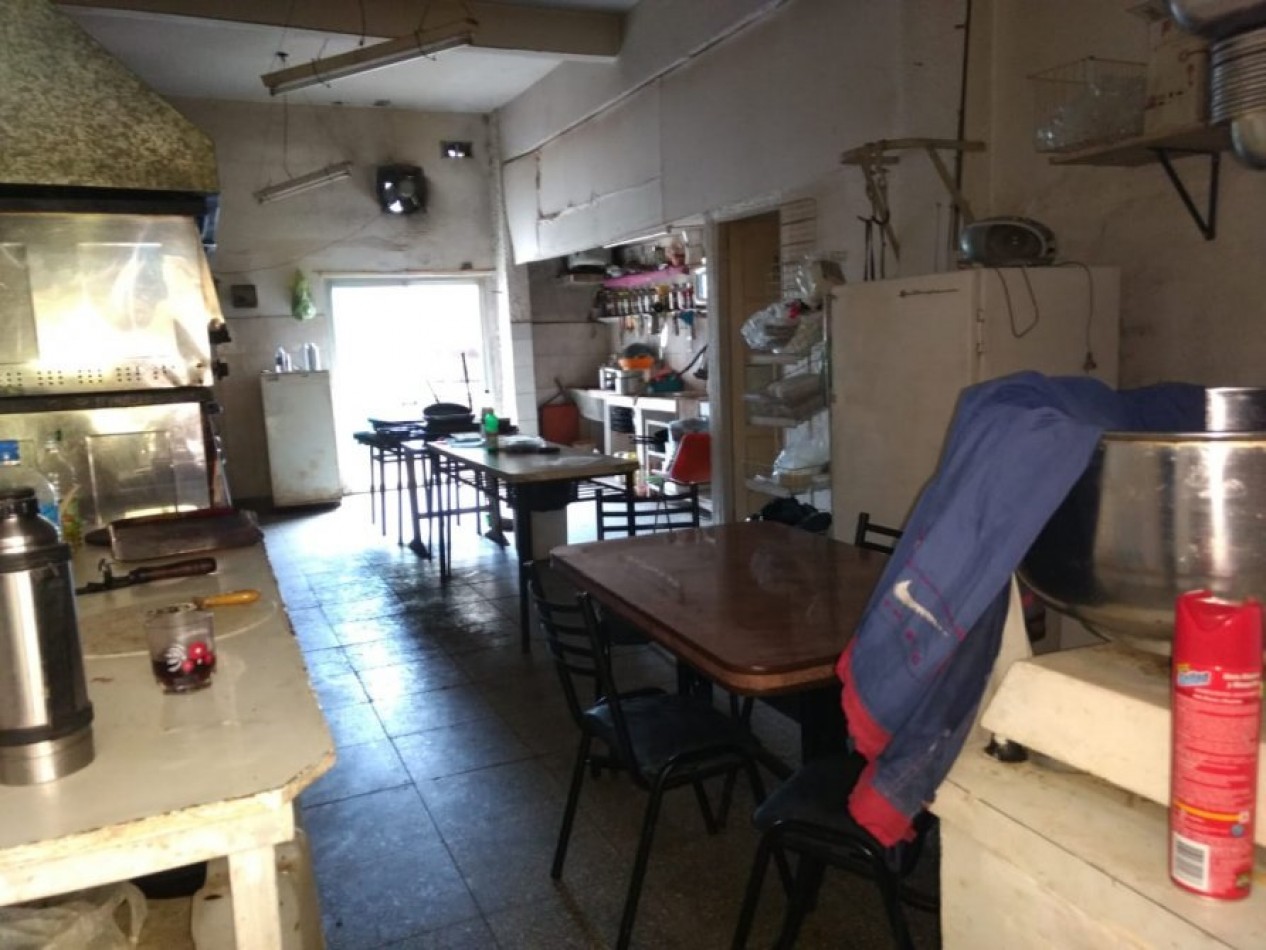 VENTA EN LA COSTA LOCAL CON VIVIENDA