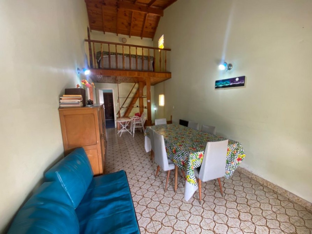 VENTA EN SANTA TERESITA REGIO TRIPLEX, CERCA DEL MAR C/ COCHERA Y GAS NATURAL