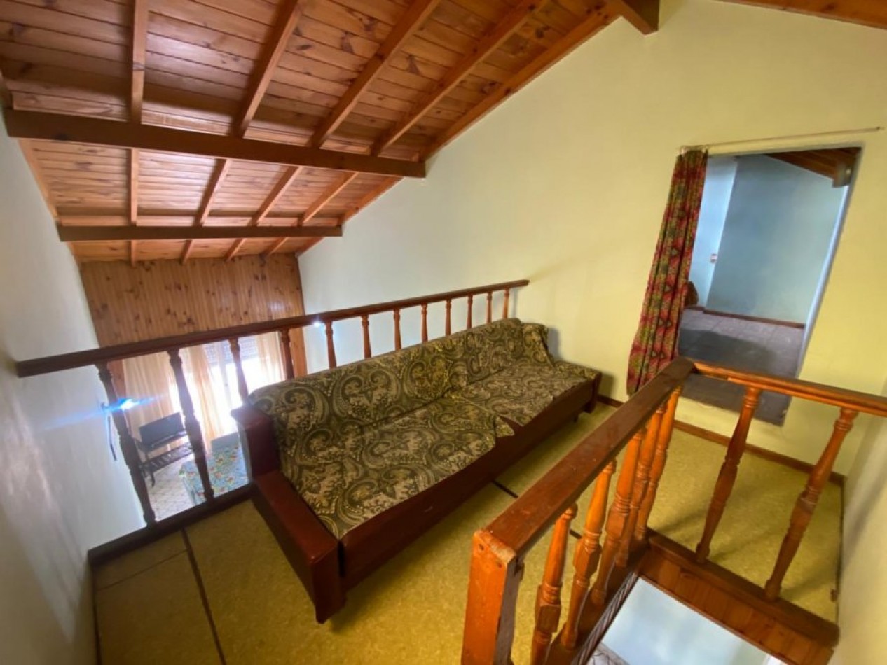 VENTA EN SANTA TERESITA REGIO TRIPLEX, CERCA DEL MAR C/ COCHERA Y GAS NATURAL