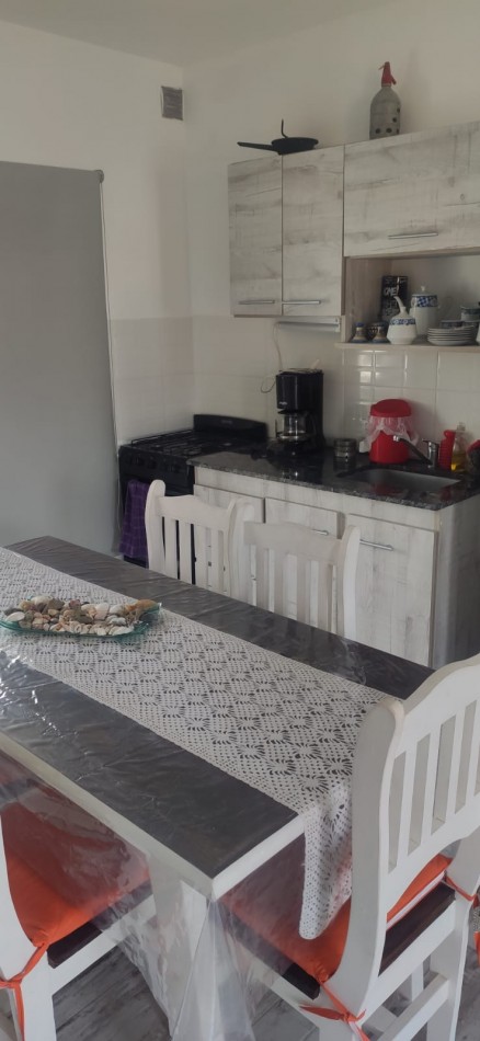 HERMOSO DEPARTAMENTO 3 AMBIENTE CON COCHERA