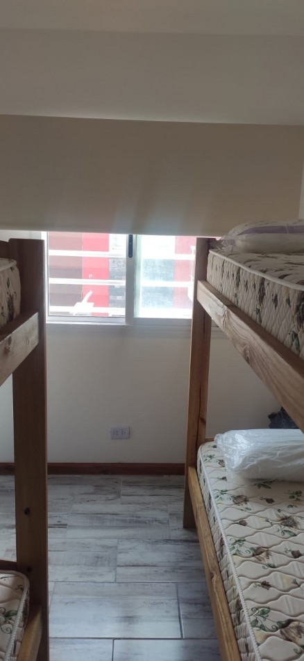 HERMOSO DEPARTAMENTO 3 AMBIENTE CON COCHERA