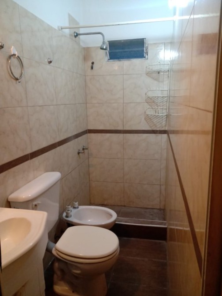 ALQUILER ANUAL DEPTO 2 AMBIENTES, SANTA TERESITA, PLANTA BAJA