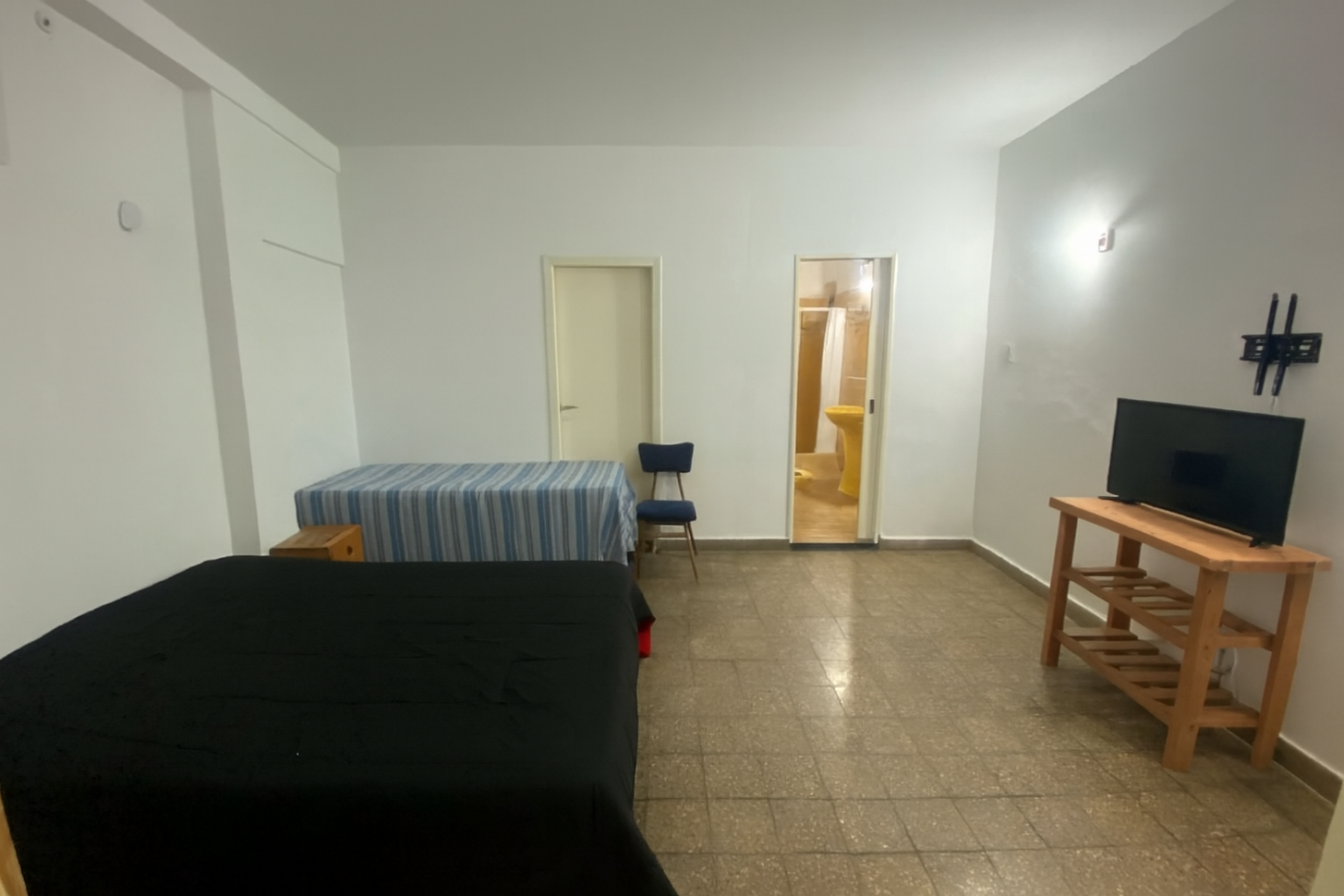 CASA EN VENTA S/LOTE 15X40 MAS DPTO 2 AMBIENTES