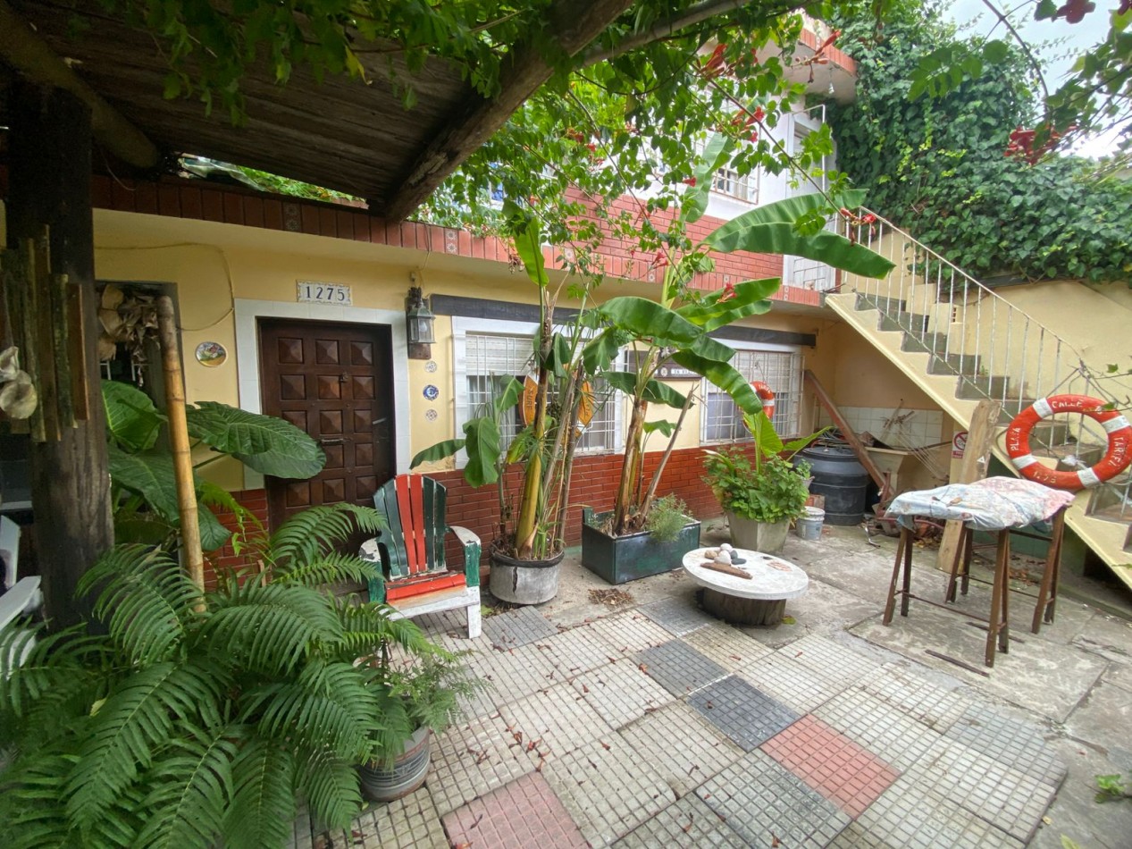 CASA EN VENTA EN SANTA TERESITA, 4 AMBIENTES 