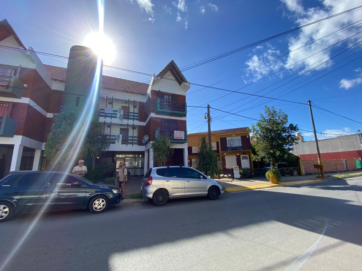 DEPARTAMENTO CON COCHERA EN VENTA EN LAS TONINAS