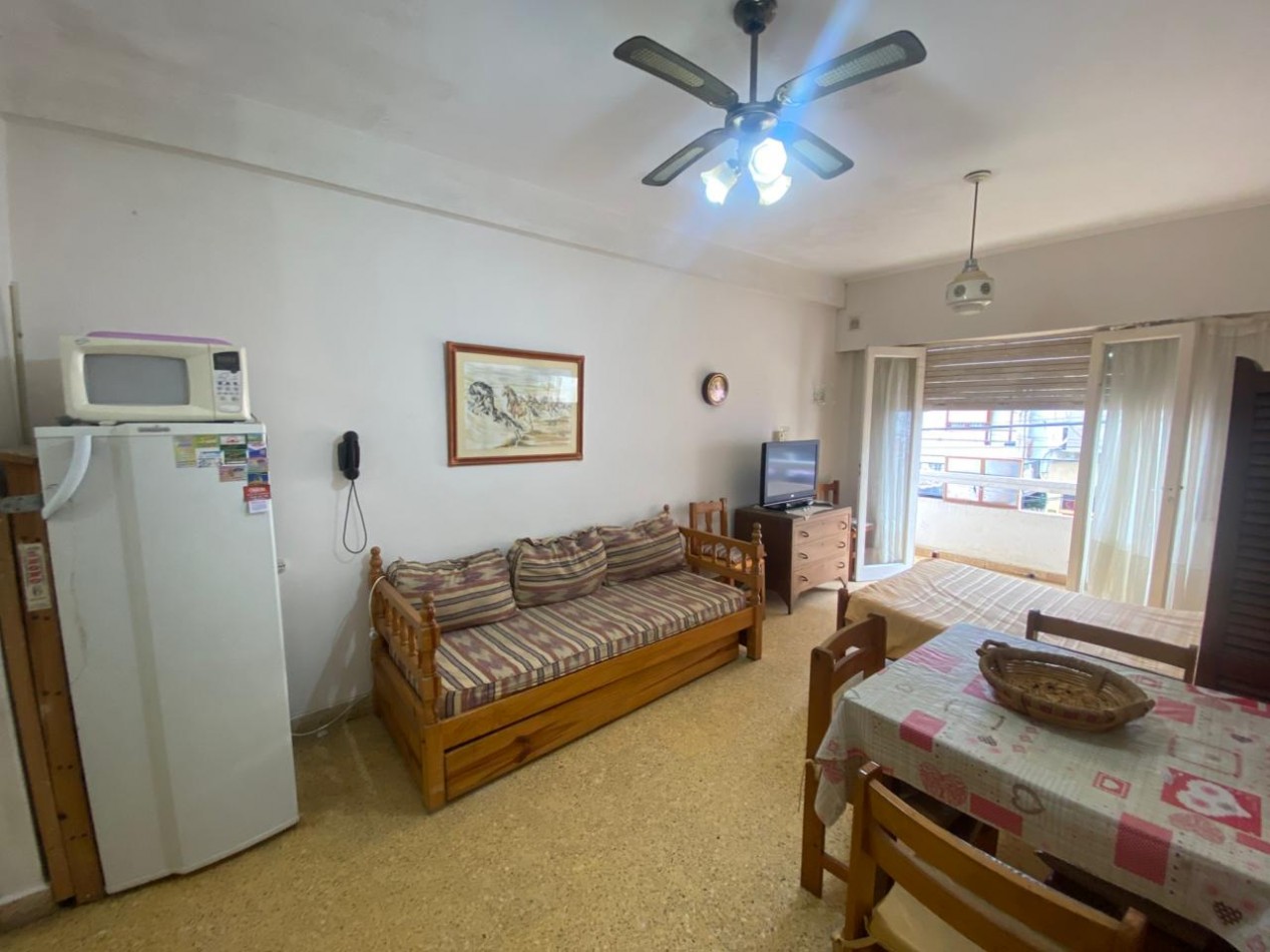 VENTA EN SANTA TERESITA, DEPARTAMENTO SOBRE PEATONAL