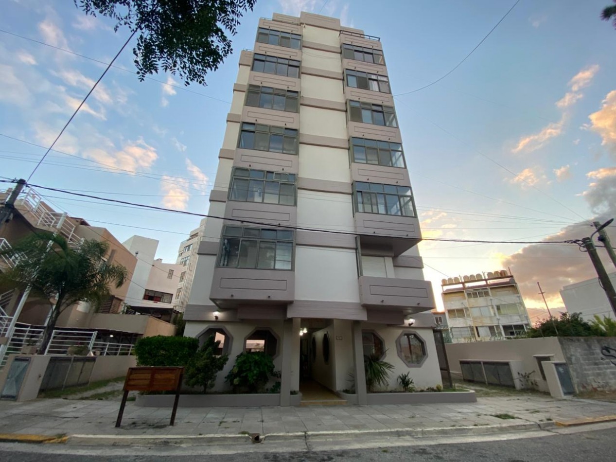 DEPARTAMENTO EN VENTA EN SANTA TERESITA, CON GAS NATURAL
