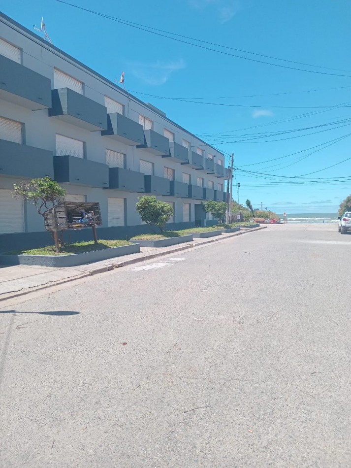 VENTA EN LA COSTA, DEPARTAMENTO 1 AMBIENTE A METROS DEL MAR