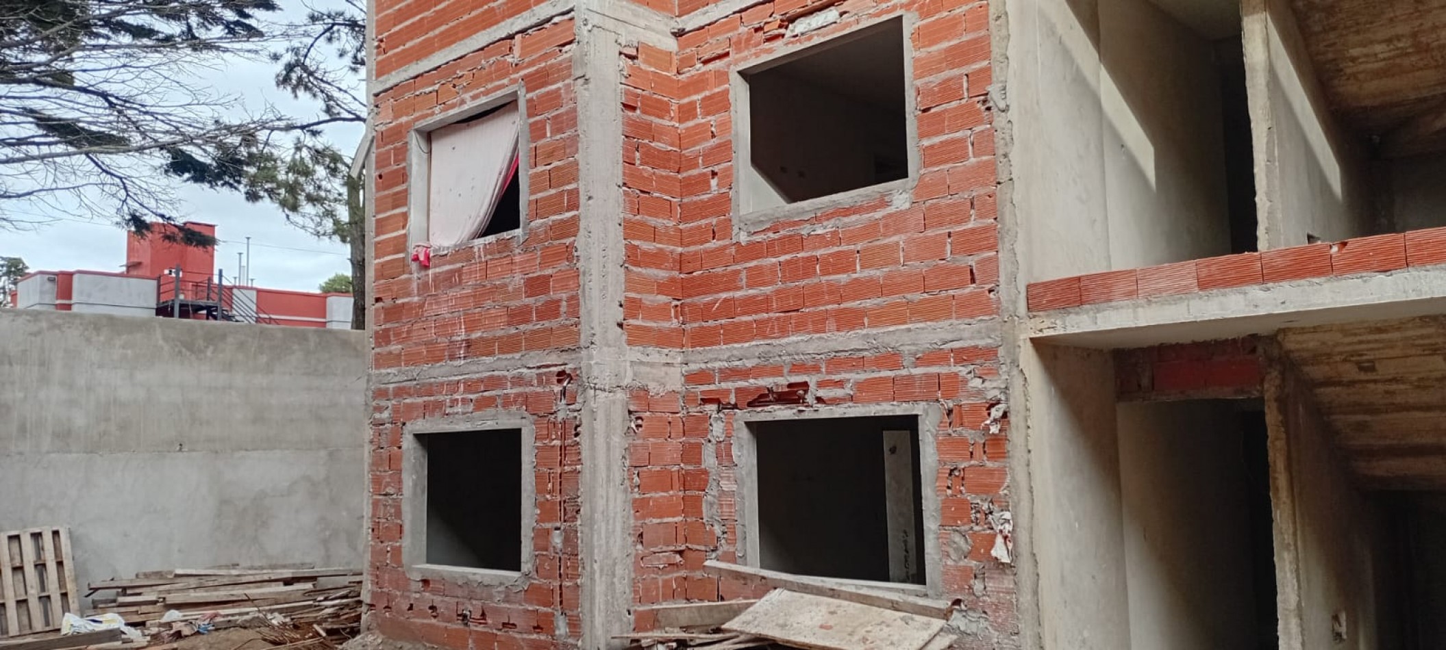 DEPARTAMENTOS EN CONSTRUCCION 