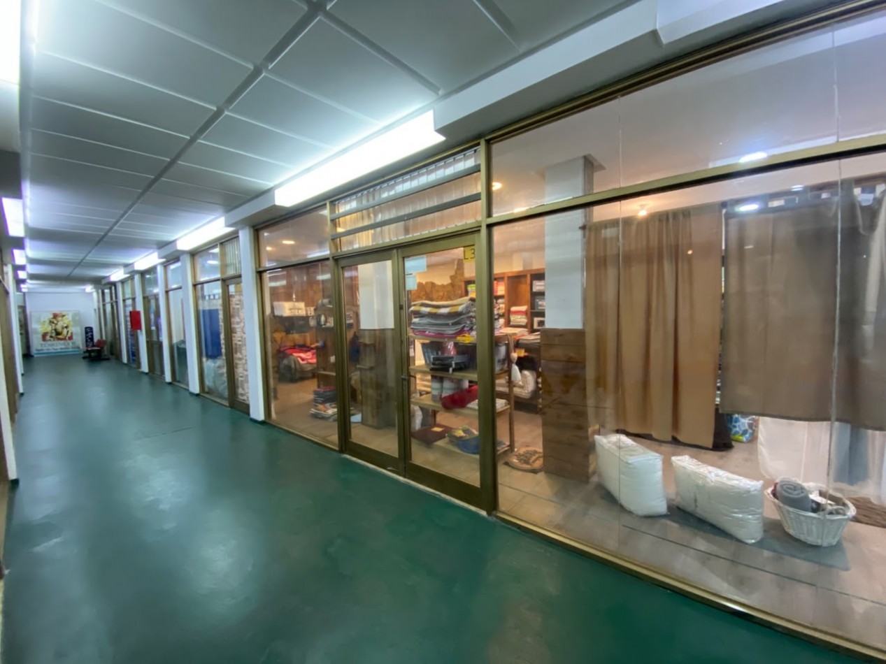 VENTA EN SANTA TERESITA 7 LOCALES EN BLOCK - ALTA RENTA, OPORTUNIDAD DE INVERSION EN PLENO CENTRO