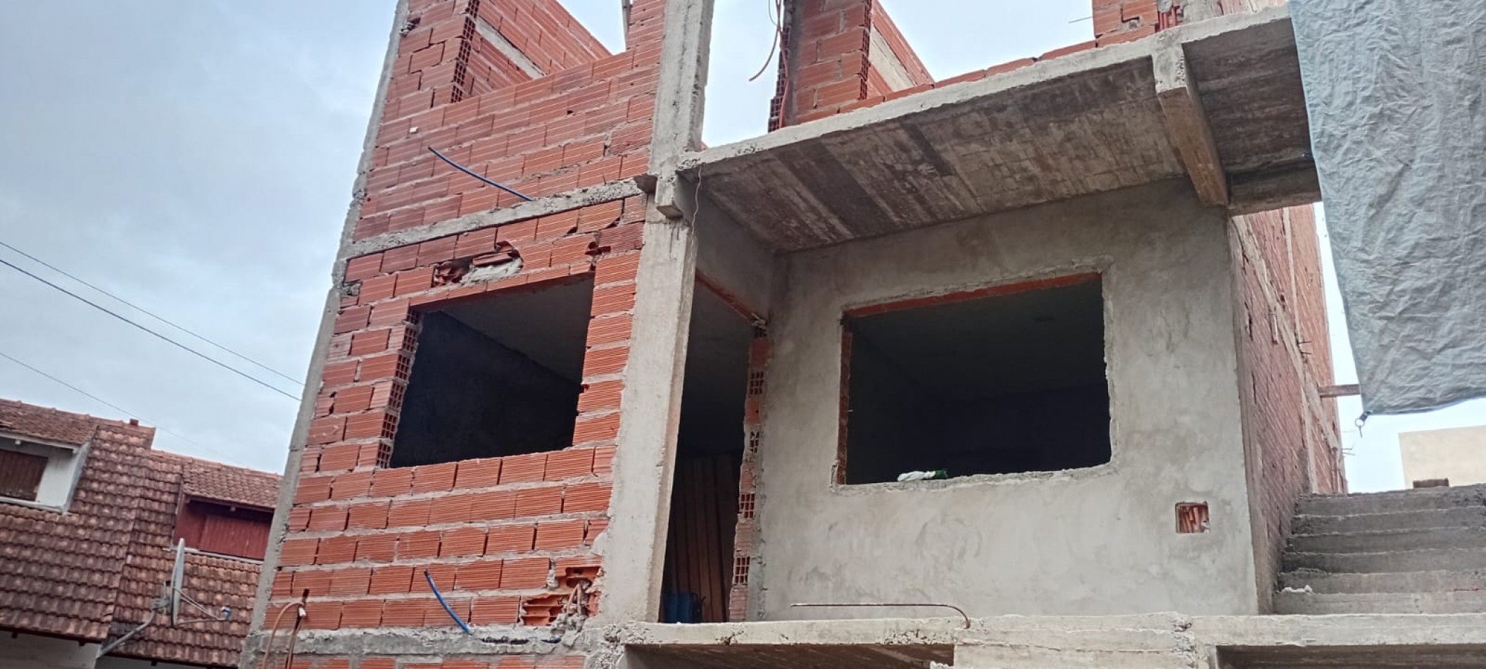 DEPARTAMENTOS EN CONSTRUCCION 