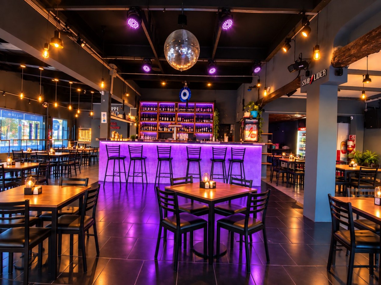 VENDO RECONOCIDO RESTOBAR CON IMPORTANTE CLIENTELA ( VER VIDEO )
