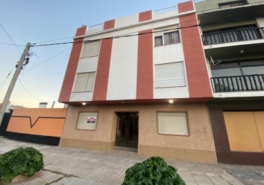 VENTA EN SANTA TERESITA, DEPARTAMENTO 2 AMBIENTES CERCA DEL MAR