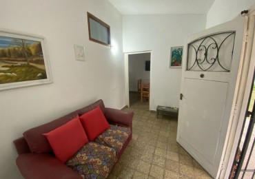 CASA EN VENTA S/LOTE 15X40 MAS DPTO 2 AMBIENTES