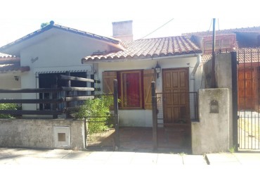 CHALET + DEPARTAMENTO