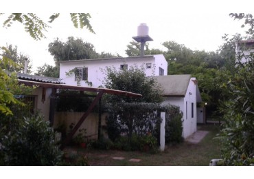 CASA + DEPTO EN VENTA EN MAR DEL TUYU SOBRE LOTE 12X50