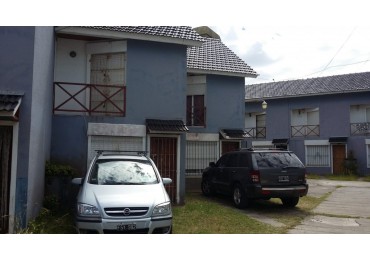 REGIO TRIPLEX 4 AMBIENTES CERCA DEL MAR