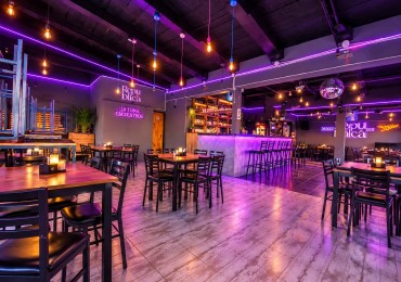 VENDO RECONOCIDO RESTOBAR CON IMPORTANTE CLIENTELA ( VER VIDEO )